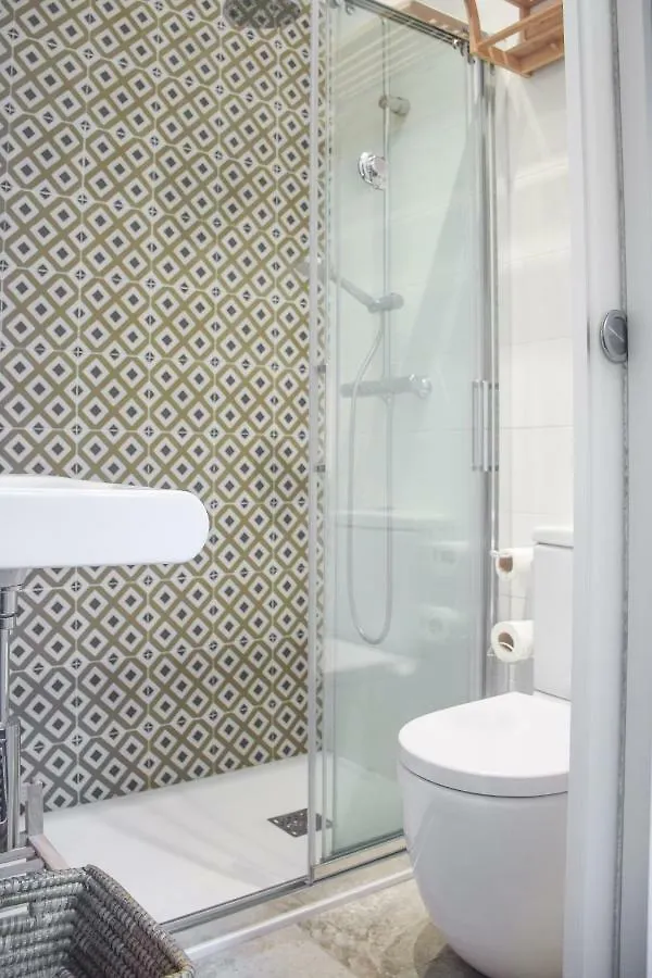 San Sebastian'S Most Historic Street! Modern Stay Spain
